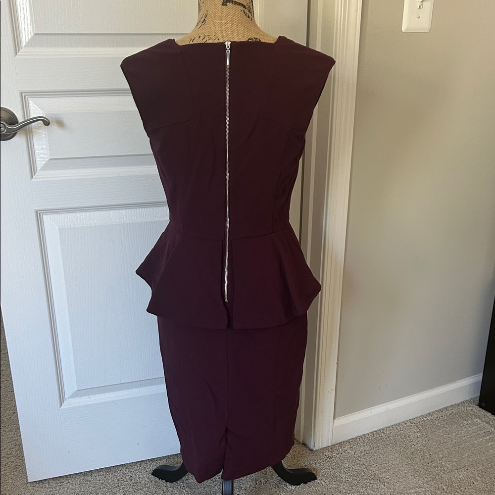Elegant Purple Peplum Midi Dress - Picture 3 of 4
